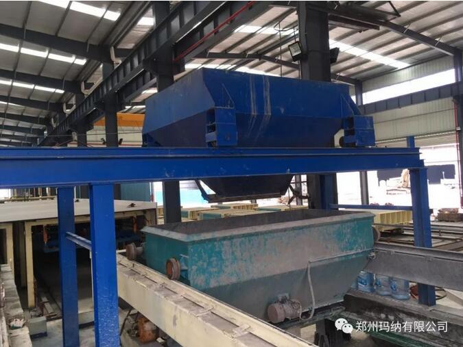 廣東墻板生產(chǎn)線現(xiàn)場 廣東墻板生產(chǎn)線現(xiàn)場