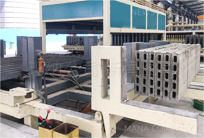 陶粒墻板翻板機